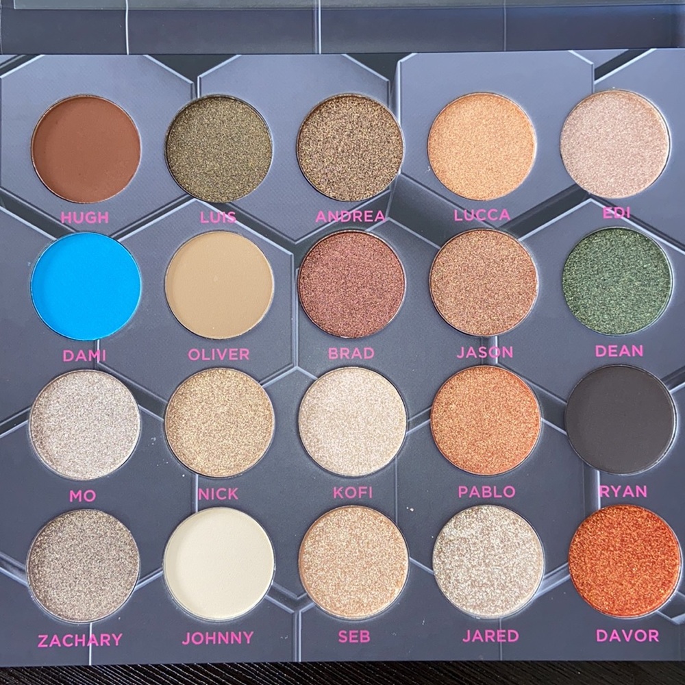 Barbarella eyeshadow palette